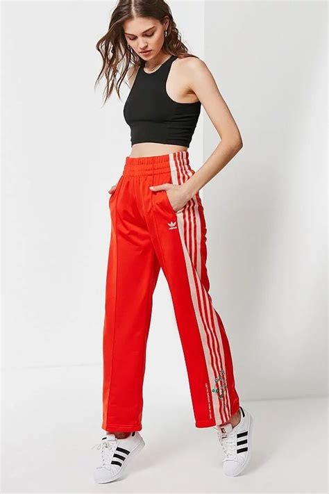 adidas outfit weiß|adidas track pants outfits.